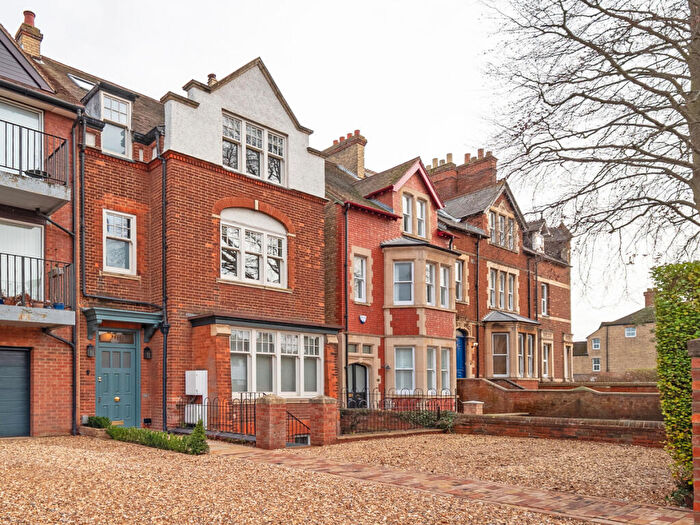 6 Bedroom Town House For Sale In Woodstock Road, Oxford, OX2