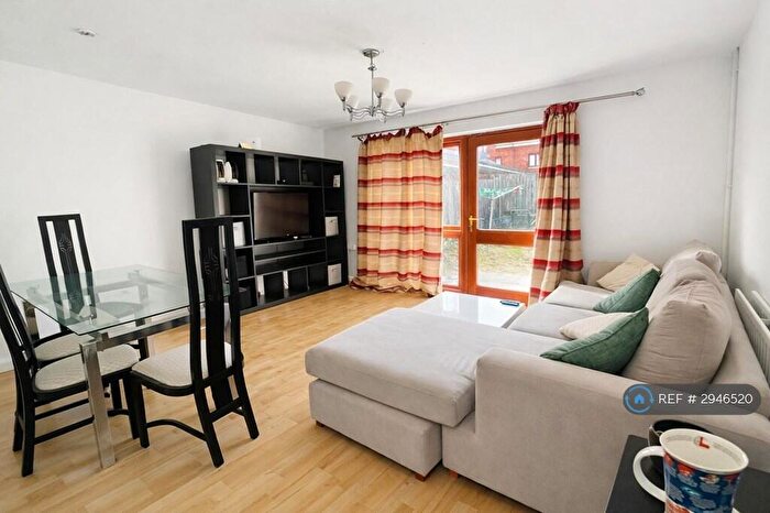 3 Bedroom Terraced House To Rent In Island Road, London, SE16