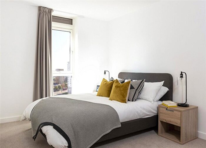 1 Bedroom Apartment To Rent In Allegro, Exchange Square, The Priory Queensway, Birmingham, West Midlands, B4