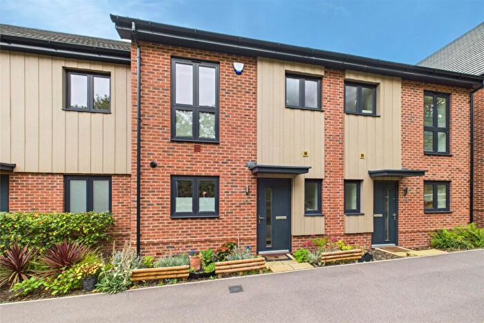 2 Bedroom Terraced House For Sale In Hollywood Place, Crowthorne, Berkshire, RG45