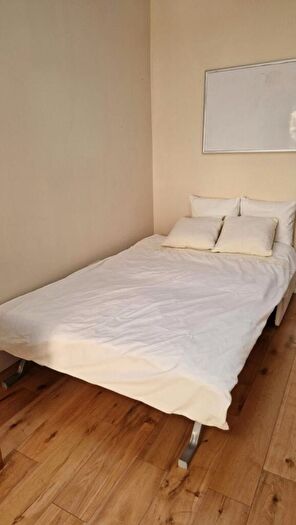 Studio To Rent In Kirby Close Northwood, Northwood, HA6