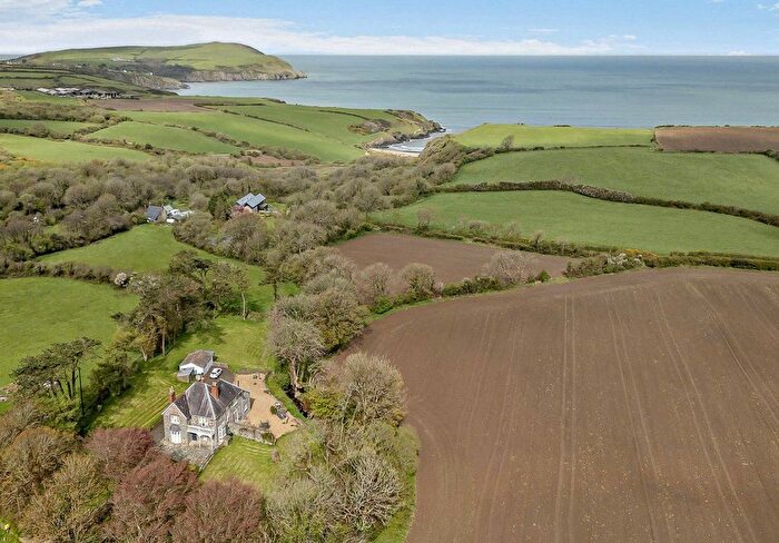4 Bedroom Detached House For Sale In Fishguard Road, Newport, Pembrokeshire, SA42
