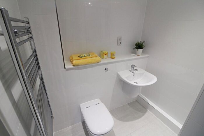 2 Bedroom Apartment To Rent In Dean House, Erleigh Road, Reading, RG1