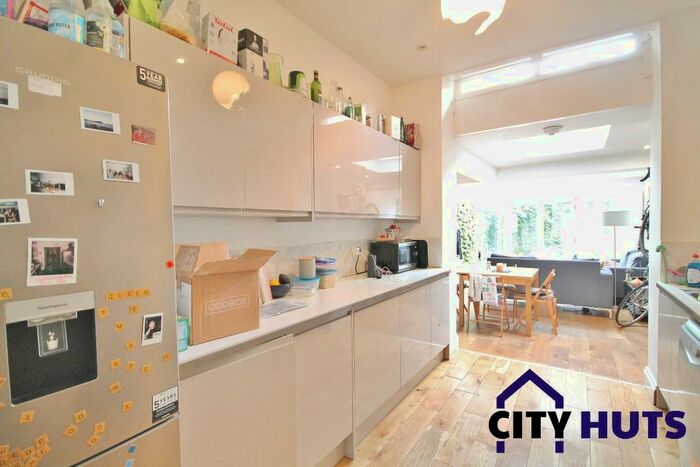 5 Bedroom Terraced House To Rent In Mayton Street, London, N7