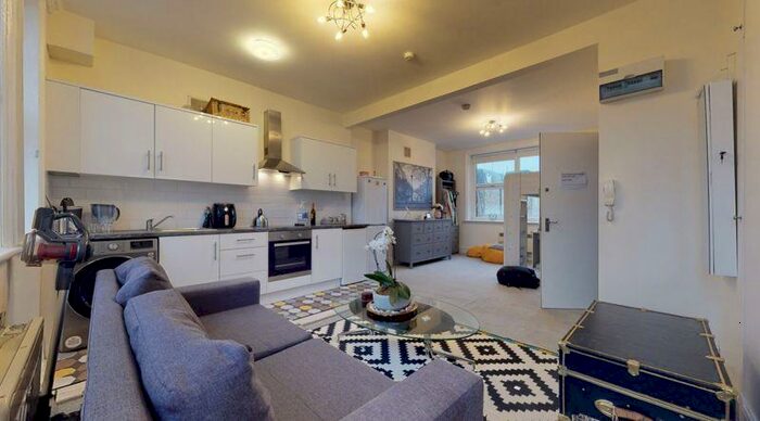 Studio To Rent In Allitsen Road, St Johns Wood, NW8