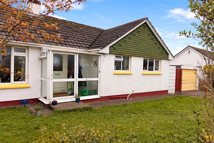 2 Bedroom Bungalow To Rent In Goodgates Road, Braunton, Good, EX33