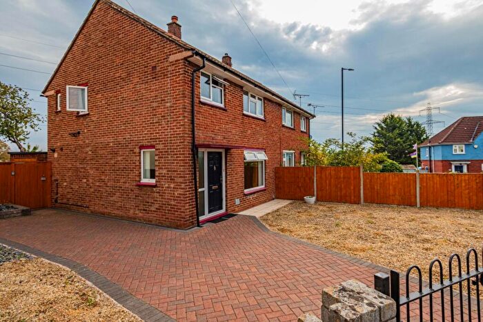 3 Bedroom House To Rent In Wordsworth Road, Bristol, BS7