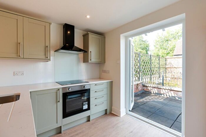 1 Bedroom Apartment To Rent In Banbury Road, Oxford, OX2