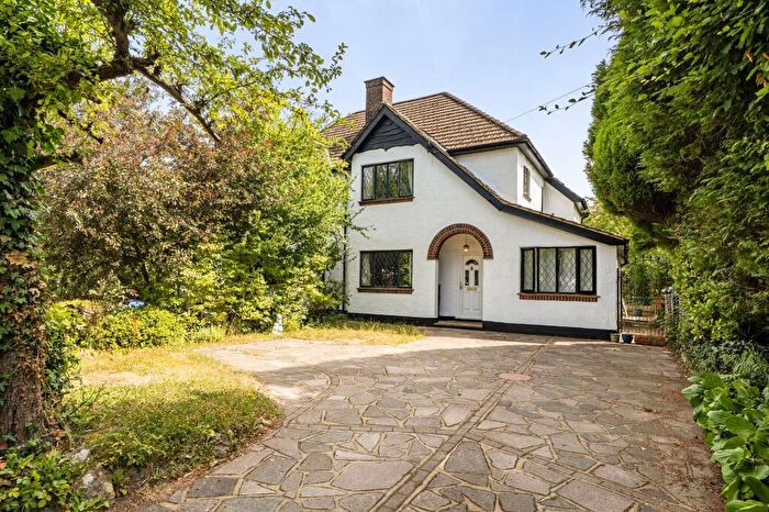 3 Bedroom Semi-Detached House For Sale In Buxton Lane, Caterham, CR3