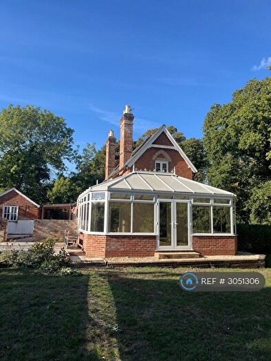 2 Bedroom Detached House To Rent In South Fawley, Wantage, OX12
