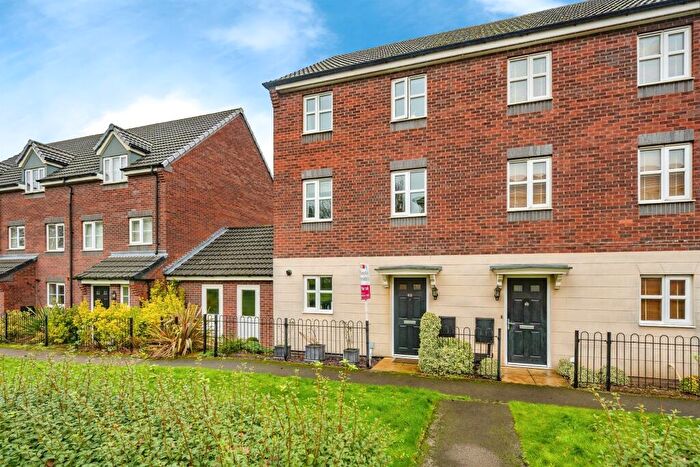 4 Bedroom Semi Detached House For Sale In College Green Walk, Mickleover, Derby, DE3