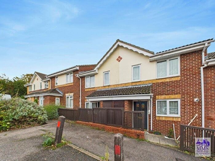 2 Bedroom Terraced House For Sale In Moss Way, Dartford, DA2