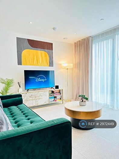 3 Bedroom Flat To Rent In Cendal Crescent, London, E1