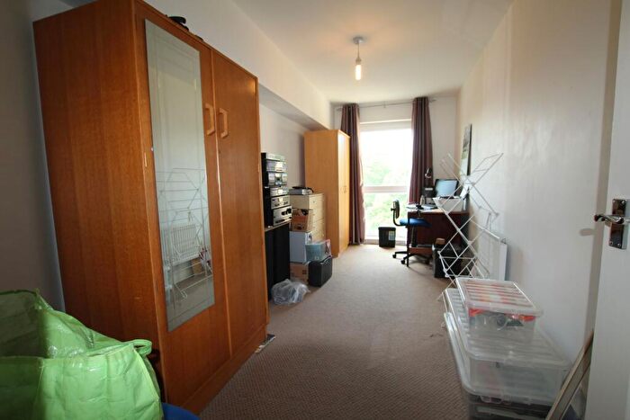 2 Bedroom Apartment To Rent In Aurora Court, Romulus Road, Gravesend, DA12