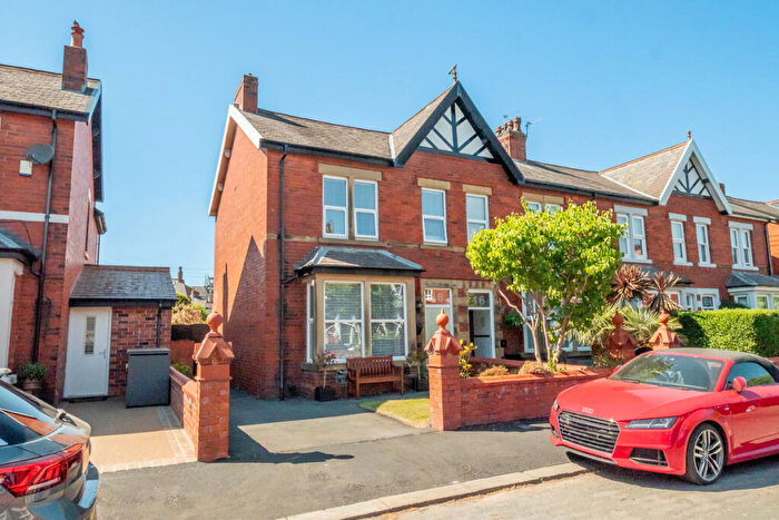 4 Bedroom End Of Terrace House For Sale In Kensington Road, Ansdell, FY8