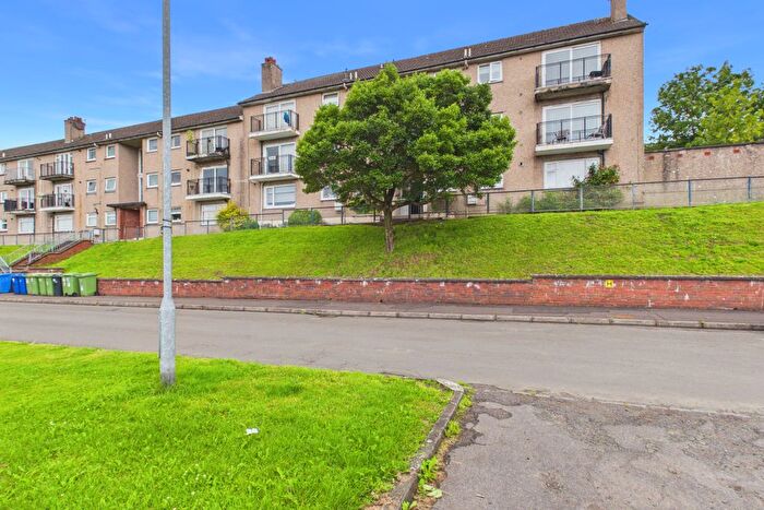 2 Bedroom Flat For Sale In Valeview Terrace, Dumbarton, G82