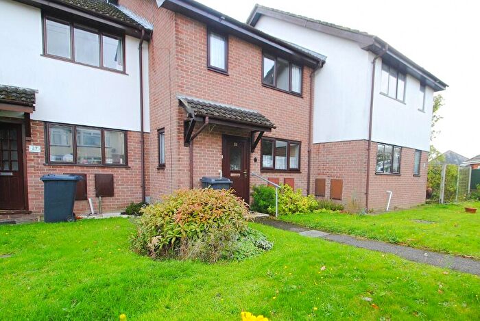 3 Bedroom Terraced House To Rent In Barnes Road, Bournemouth, Dorset, BH10