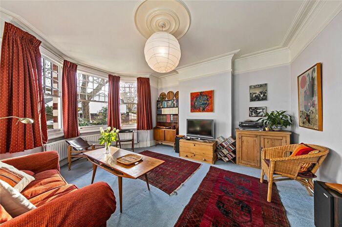 4 Bedroom Terraced House For Sale In London Road, Twickenham, TW1