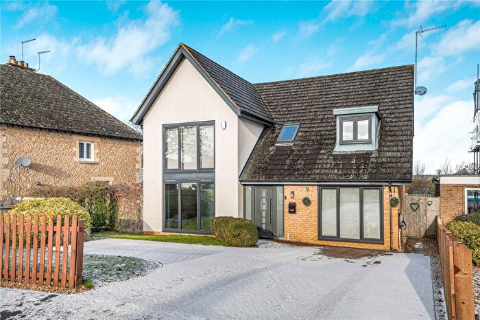 4 Bedroom Detached House For Sale In Denton Road, Horton, Northampton, Northamptonshire, NN7