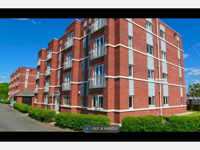 1 Bedroom Flat To Rent In The Locks, Irlam, Manchester, M44