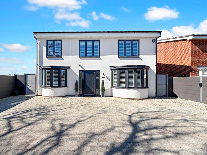 4 Bedroom Detached House For Sale In Church Lane, Bulphan, RM14