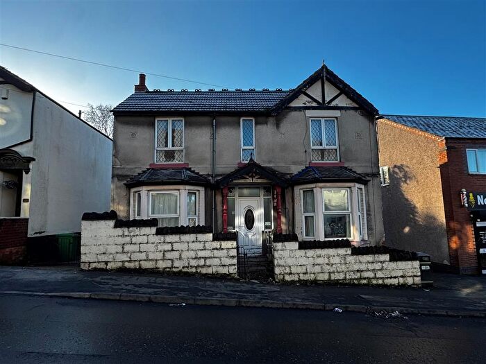 3 Bedroom Detached House For Sale In St. Bartholomews Road, Nottingham, NG3