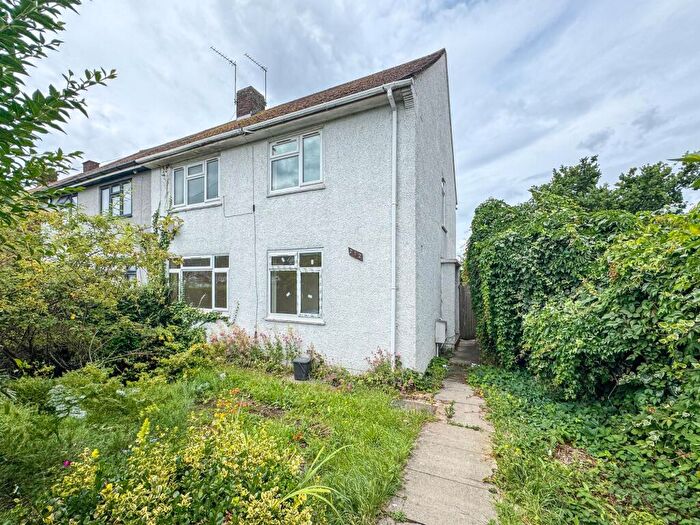 6 Bedroom End Of Terrace House To Rent In Camrose Avenue, Edgware, HA8