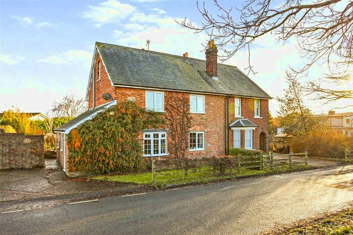 4 Bedroom Semi-Detached House For Sale In Reeds Lane, Shipbourne, Tonbridge, Kent, TN11