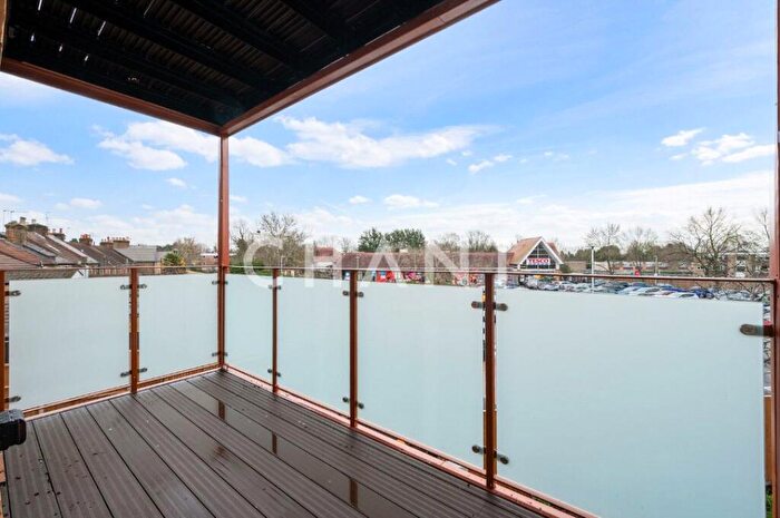 2 Bedroom Apartment To Rent In Pinner Place, Ash Hill Drive, Pinner, HA5