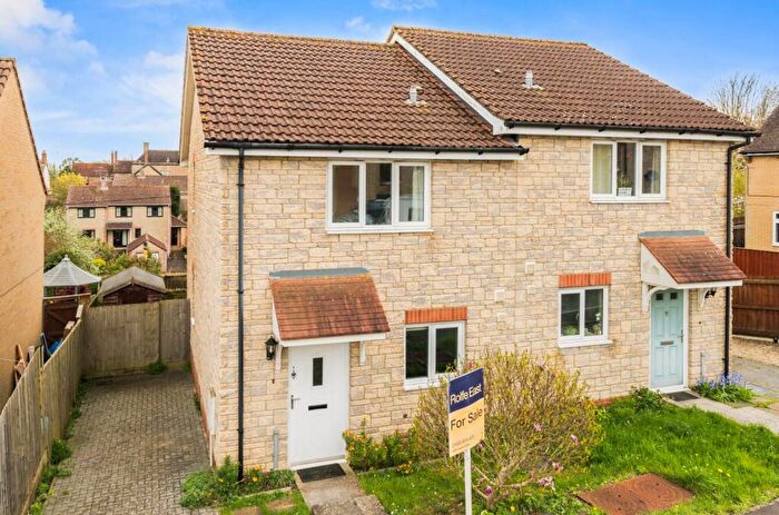 2 Bedroom Semi Detached House For Sale In Summerfields, Henstridge, Templecombe, BA8