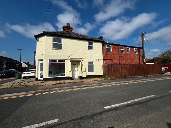 2 Bedroom Flat To Rent In High Street, Felixstowe, IP11