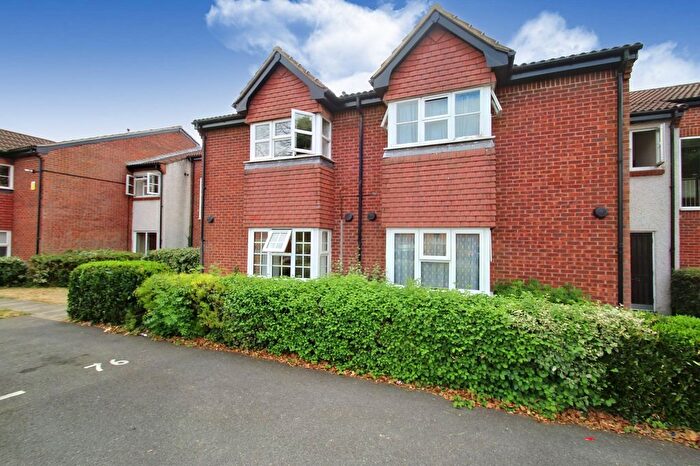 1 Bedroom Flat To Rent In Clarkes Drive, Uxbridge, UB8