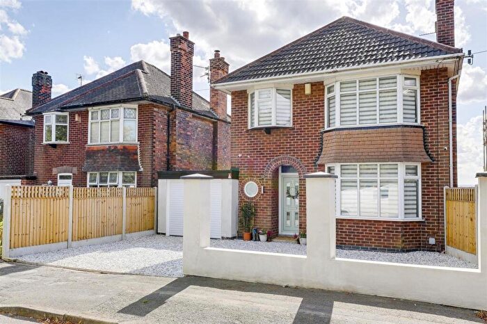 3 Bedroom Detached House For Sale In Onchan Drive, Carlton, NG4