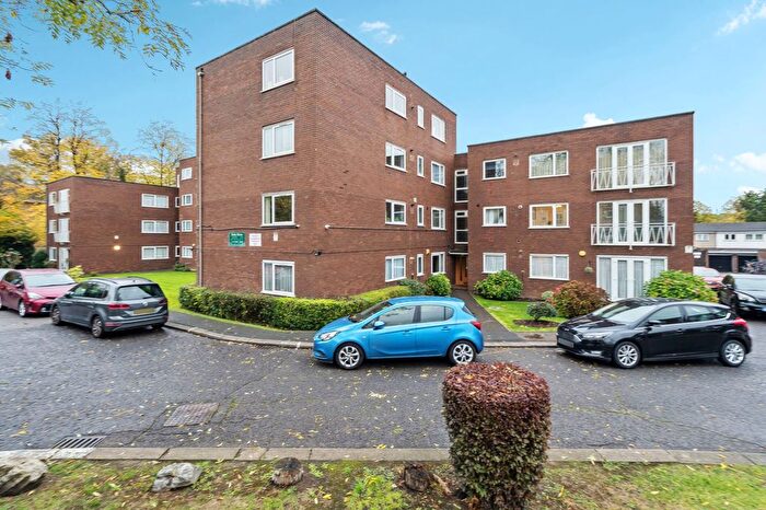 2 Bedroom Flat For Sale In Derby House, Pinner, HA5