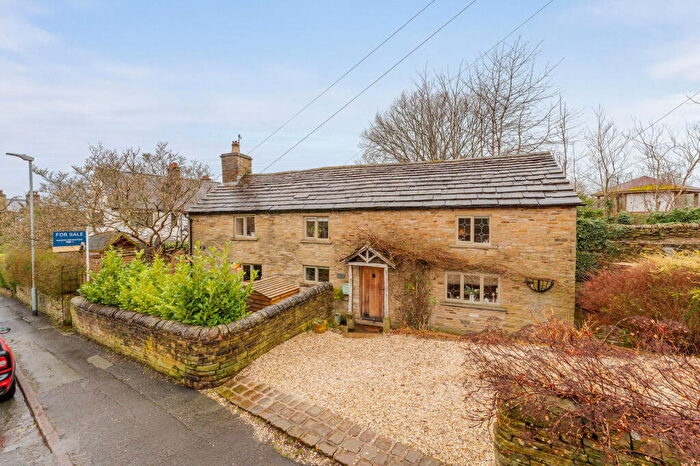 3 Bedroom Cottage For Sale In Grimshaw Lane, Bollington, SK10