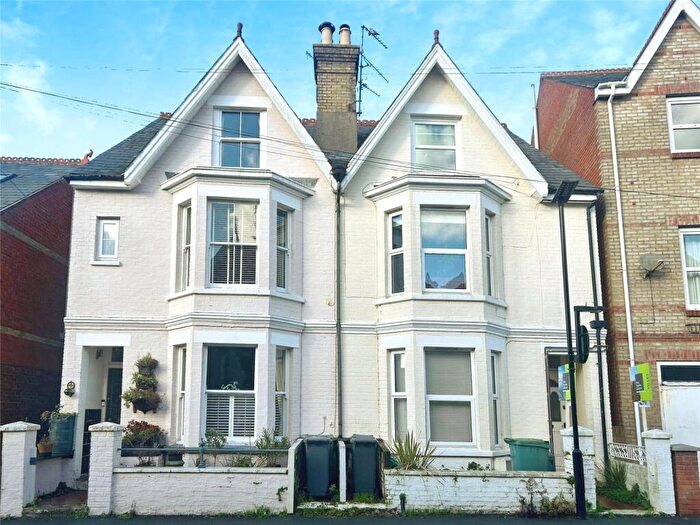 2 Bedroom Flat To Rent In Beckford Road, Cowes, PO31