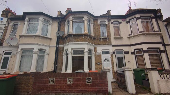 2 Bedroom Flat To Rent In Skeffington Road, East Ham, E6