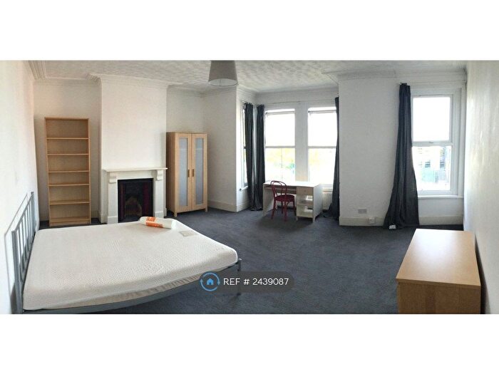 7 Bedroom Terraced House To Rent In Wallbutton Road, London, SE4