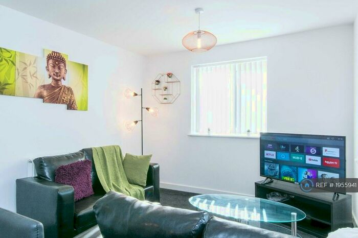 2 Bedroom Flat To Rent In Levon House, Coventry, CV6