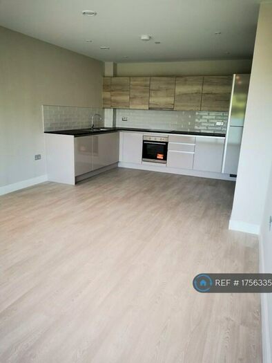 1 Bedroom Flat To Rent In Station Road, Horsham, RH13