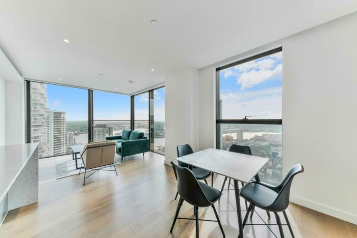 2 Bedroom Flat To Rent In Marsh Wall, Canary Wharf, London, E14