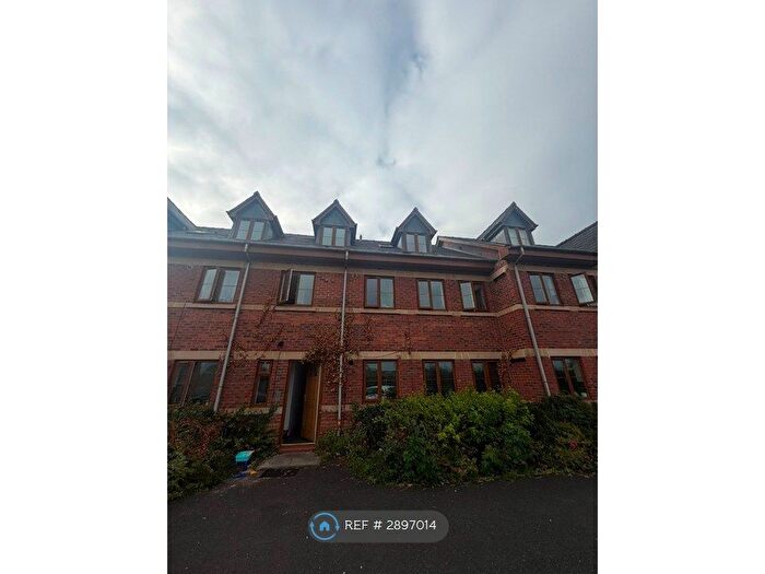 1 Bedroom Flat To Rent In Mill St, Redditch, B97