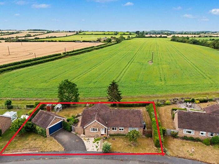 4 Bedroom Bungalow For Sale In Verney Close, Butlers Marston, CV35