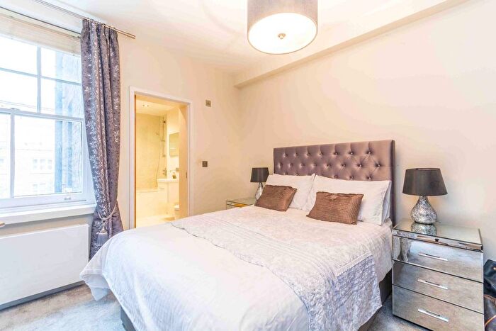 2 Bedroom Flat To Rent In Lisson Street, Marylebone, London, NW1