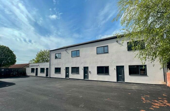 7 Bedroom Block Of Apartments For Sale In A Shadyside, Doncaster, South Yorkshire, DN4