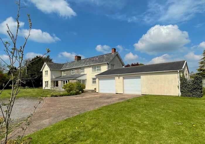 4 Bedroom Detached House For Sale In Stowey Road, Cholwell, BS39