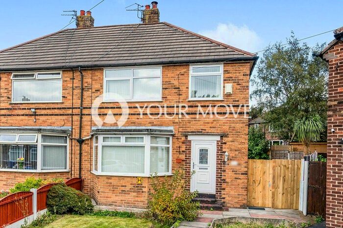 3 Bedroom Semi-Detached House To Rent In Lilac Avenue, Swinton, Manchester, Greater Manchester, M27