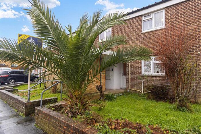 3 Bedroom Terraced House For Sale In Mulberry Close, Eastbourne, BN22