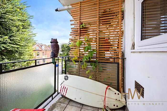 1 Bedroom Flat For Sale In Cornwall Court, Wilbury Avenue, Hove, BN3