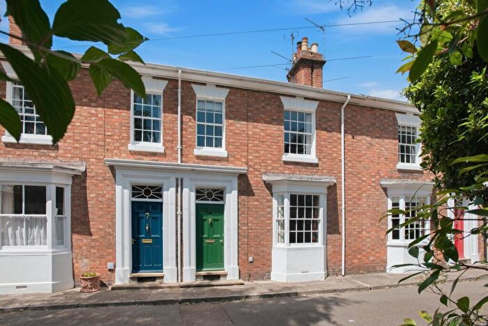 3 Bedroom Terraced House For Sale In Trinity Street, Stratford-upon-Avon, CV37